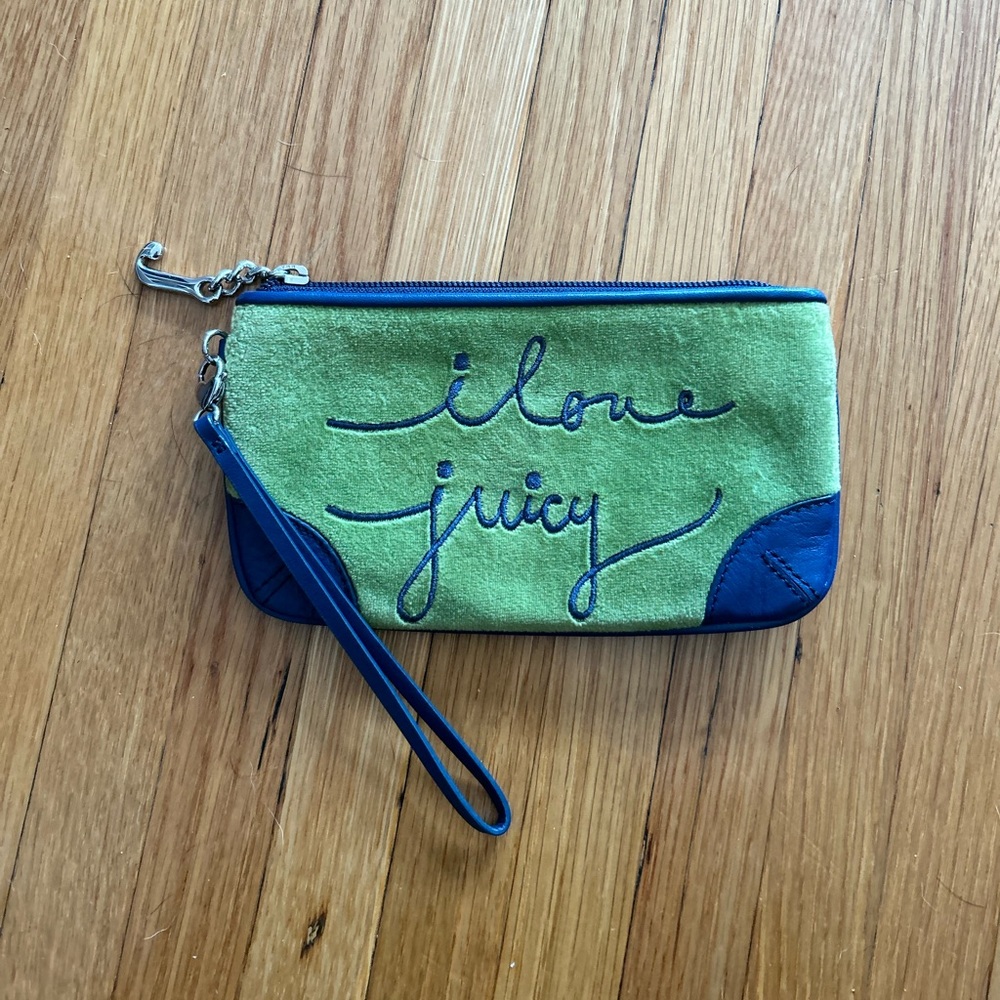 Juicy Couture I love Juicy wristlet wallet